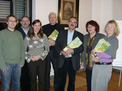 Die Vorsitzende der Kreisverbände und die Referenten